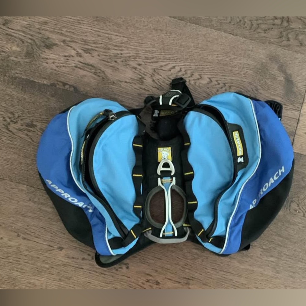 Ruffwear Approach dog back pack NWOT